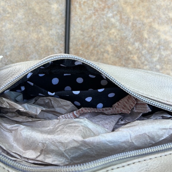 Call It Spring cross body handbag - Picture 7 of 8